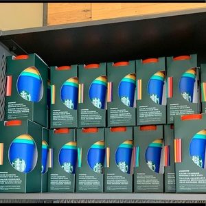 Starbucks color changing cup’s  Limited edition